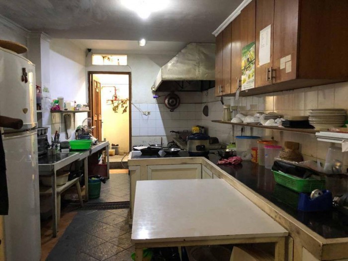 Rumah Usaha Disewakan di Kemang Jakarta Selatan
